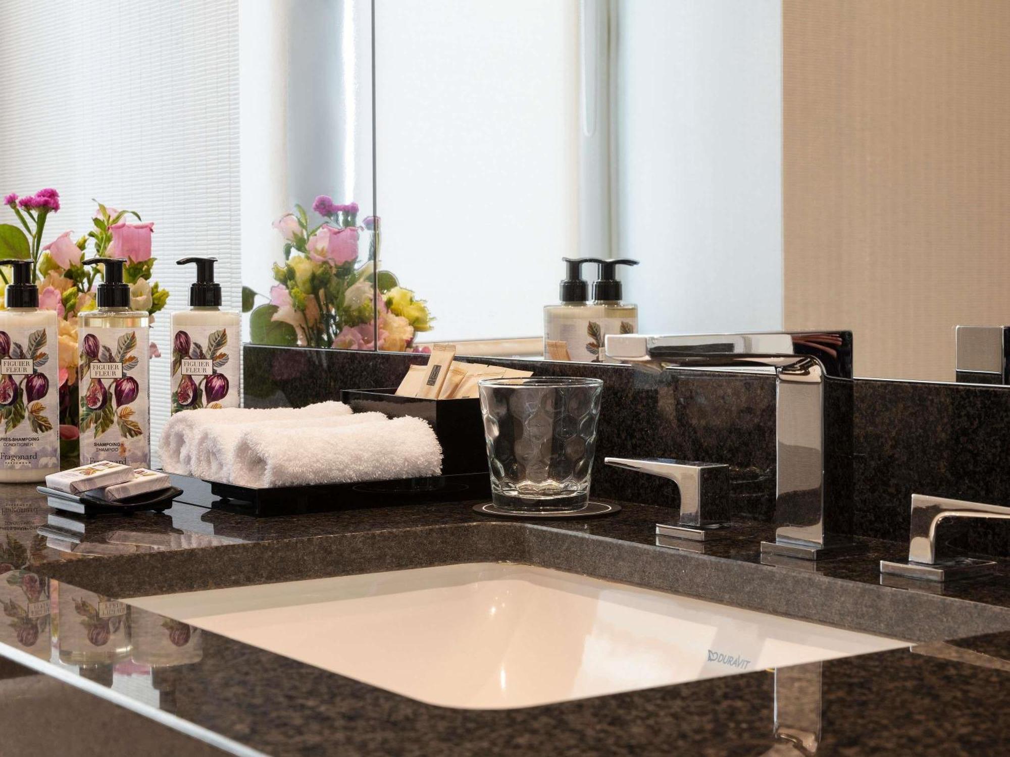 Junior Double Suite City View
